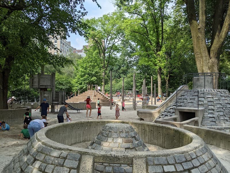 Adventure Playground 🛝