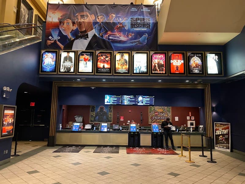 AMC 34th Street 14