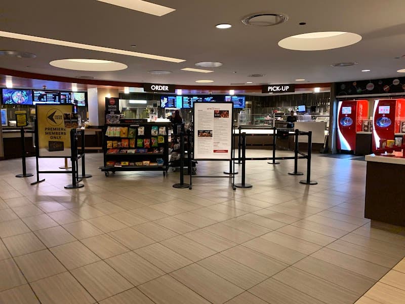 AMC 600 North Michigan 9