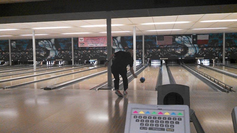 Palace Bowling Lanes