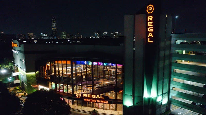 Regal Edwards Greenway Grand Palace