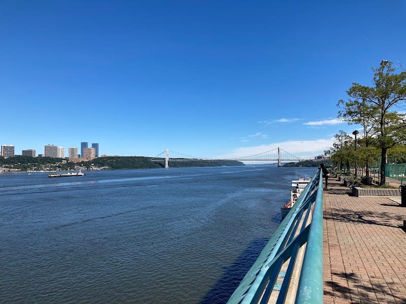Riverbank State Park Outdoor Pool
