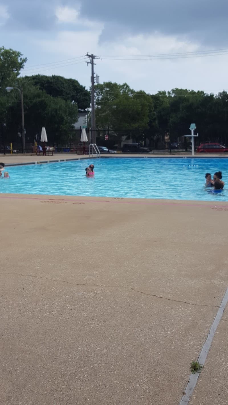 Smith Park Pool (Outdoor)