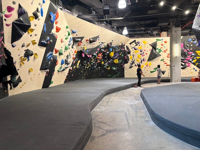 VITAL Climbing Gym - Lower East Side