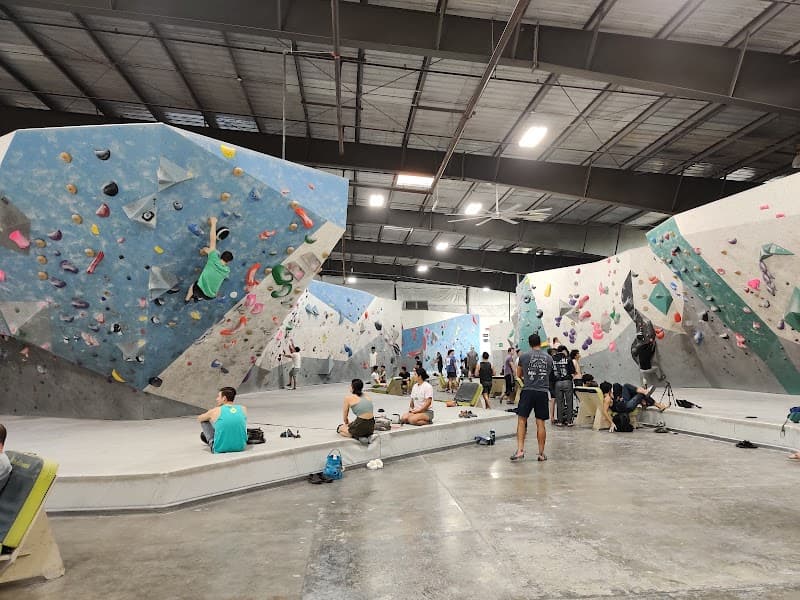 Momentum Indoor Climbing Silver Street